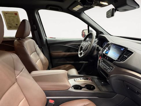 Used 2025 Honda Ridgeline RTL image 16