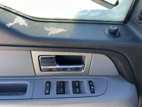 Used 2011 Ford F150 XLT w/ XLT Chrome Pkg image 15