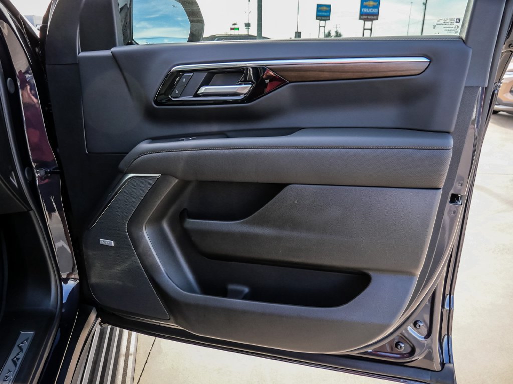 New 2027 Chevrolet Tahoe High Country AWD/4WD image 22