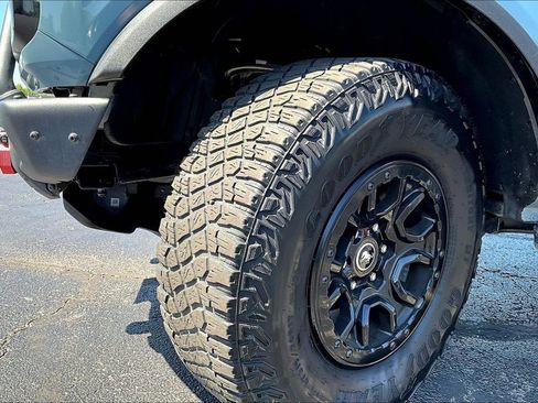 Used 2022 Ford Bronco Wildtrak AWD/4WD image 36