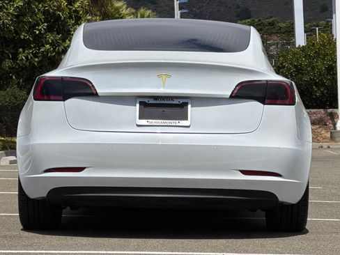 Used 2020 Tesla Model 3 Standard Range Plus RWD image 10