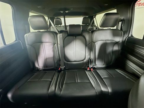 New 2025 Jeep Wagoneer L Series II w/ Convenience Group I image 10