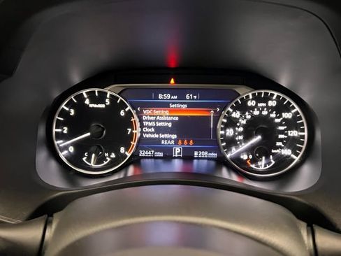 Used 2025 Nissan Altima 2.5 SV FWD image 17