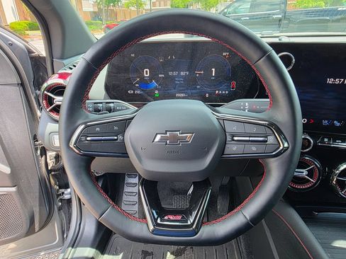 Certified 2025 Chevrolet Blazer EV RS AWD/4WD image 19
