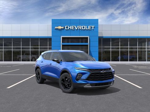 New 2026 Chevrolet Blazer LT w/ Convenience Package FWD image 1