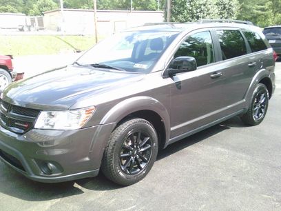 Used 2019 Dodge Journey SE w/ Connectivity Group