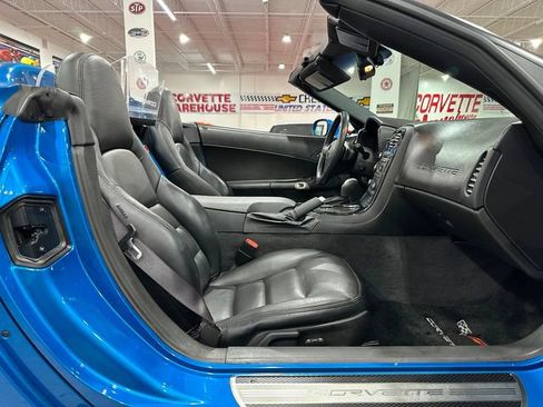 Used 2008 Chevrolet Corvette Convertible w/ Preferred Equipment Group RWD image 10