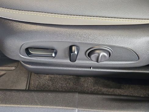 Certified 2025 Chevrolet Trax ACTIV w/ Driver Confidence Package image 20