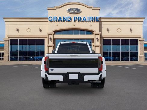 New 2026 Ford F450 Platinum image 29