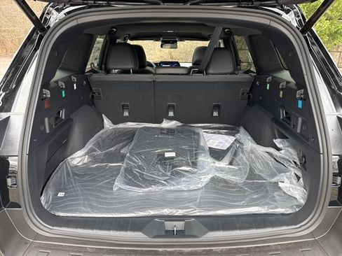 New 2026 Subaru Outback Limited AWD/4WD image 9