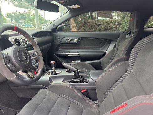 Used 2018 Ford Mustang Shelby GT350R w/ GT350R Equipment Group 920A RWD image 5