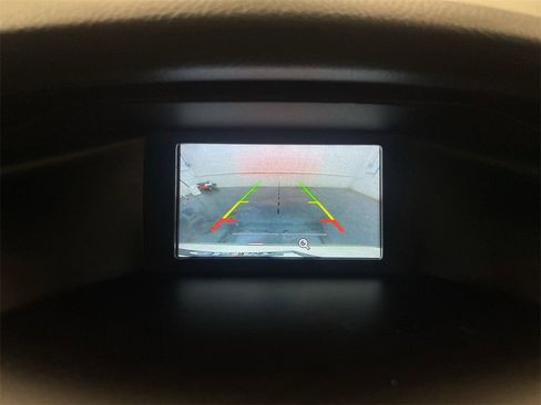 Used 2018 Ford Focus SE image 8