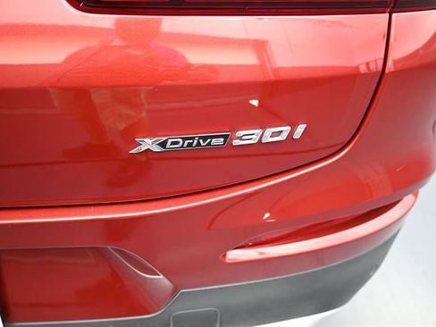 Used 2020 BMW X4 xDrive30i w/ Premium Package AWD/4WD image 5