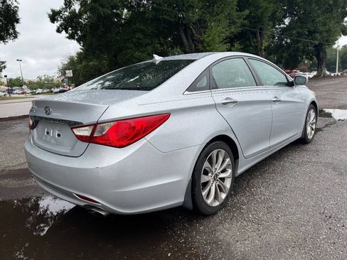 Used 2013 Hyundai Sonata SE FWD image 3