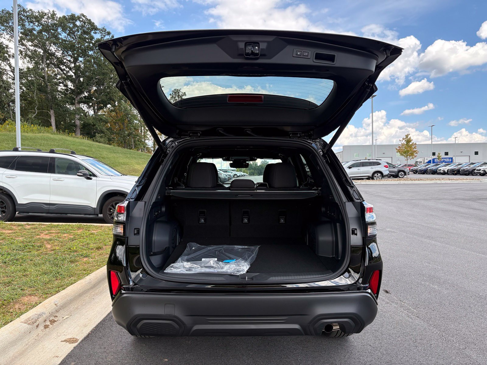 New 2026 Subaru Forester Premium AWD/4WD image 11