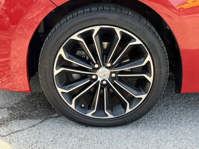 Used 2016 Toyota Corolla S Premium FWD image 9