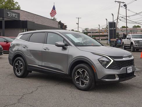 Used 2023 Kia Sportage LX AWD/4WD image 44