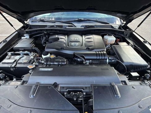 Used 2021 Nissan Armada SV image 23