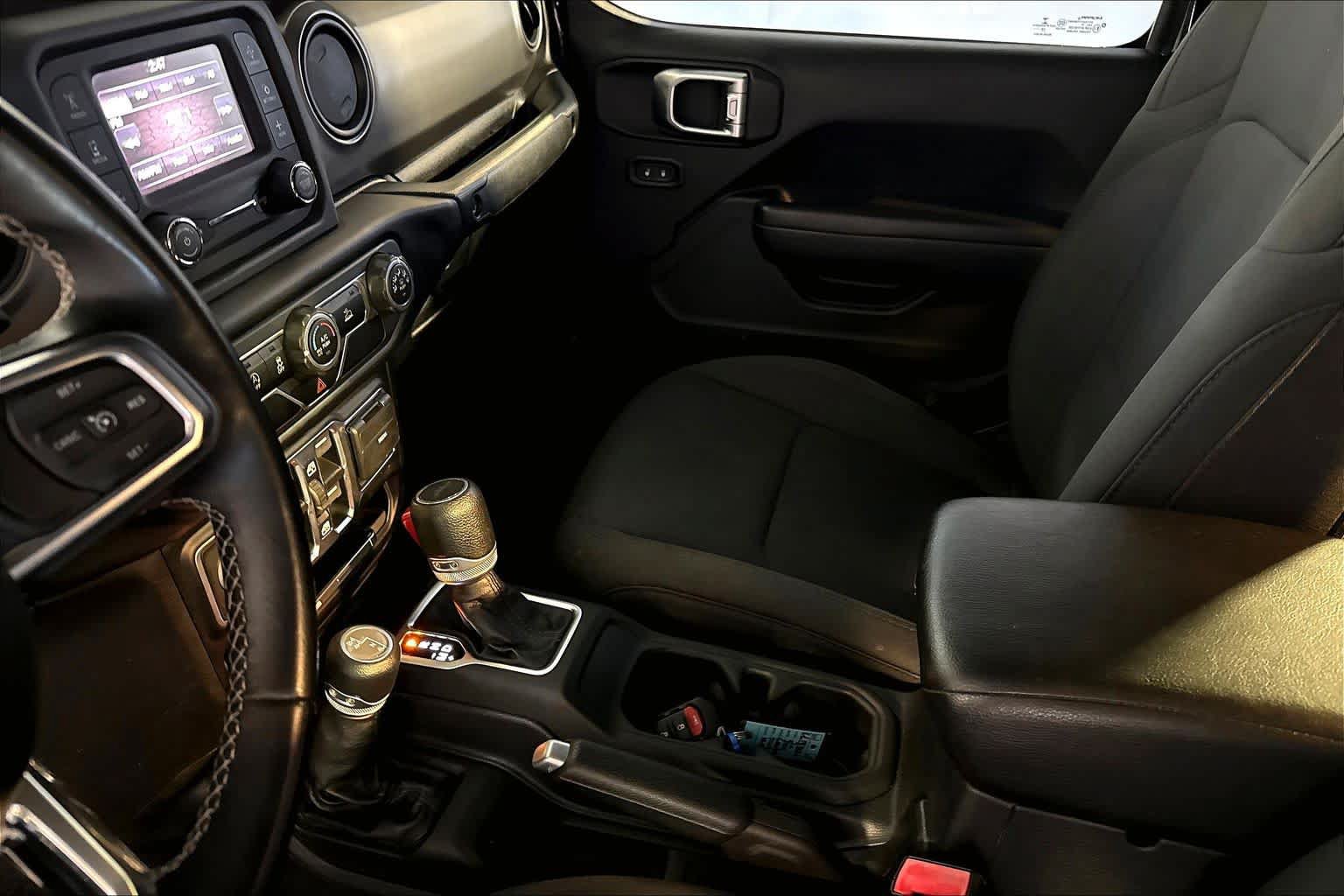 Used 2020 Jeep Gladiator Sport w/ Quick Order Package 24S AWD/4WD image 16