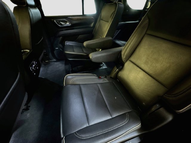 Used 2023 Chevrolet Tahoe Premier AWD/4WD image 24