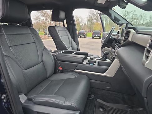 Used 2025 Toyota Tundra Limited w/ TRD Off-Road Package AWD/4WD image 12