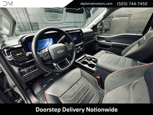 Used 2024 Ford F250 Lariat w/ Lariat Ultimate Package AWD/4WD image 17