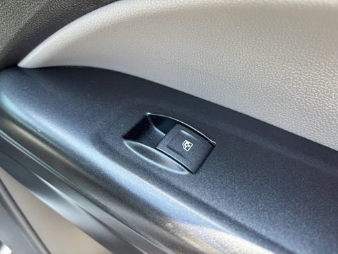 Used 2017 Chevrolet Colorado W/T w/ WT Convenience Package RWD image 35