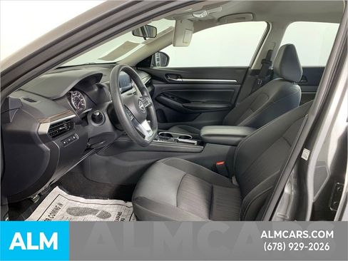 Used 2023 Nissan Altima 2.5 SV image 7