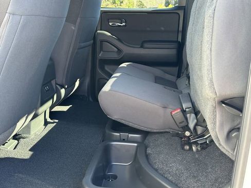 New 2026 Nissan Frontier SV w/ Tow Package image 15
