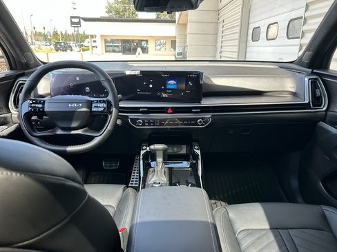 New 2026 Kia Sorento SX Prestige AWD/4WD image 17