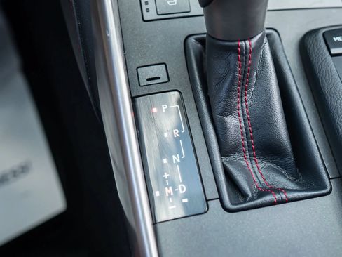Used 2016 Lexus IS 350 RWD image 29