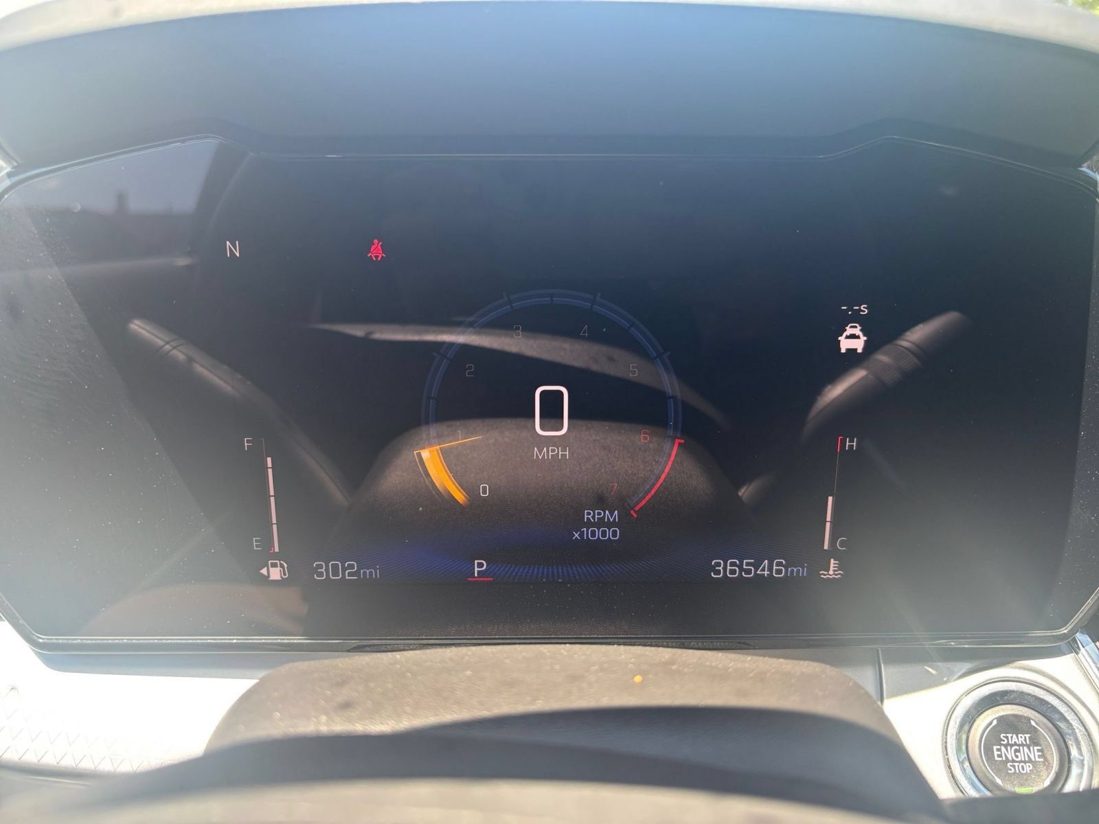 Used 2025 Chevrolet Trax LT FWD image 36