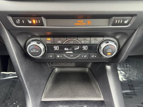 Used 2018 MAZDA MAZDA3 Grand Touring w/ Premium Equipment Package image 25