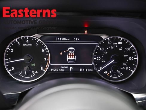 Used 2025 Nissan Pathfinder SV FWD image 18