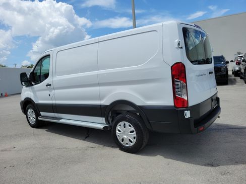 Used 2025 Ford Transit 250 Low Roof w/ Exterior Upgrade Package RWD image 7