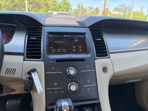 Used 2014 Ford Taurus SEL w/ Equipment Group 201A image 13