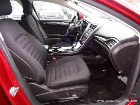 Used 2016 Ford Fusion SE w/ Equipment Group 201A image 20