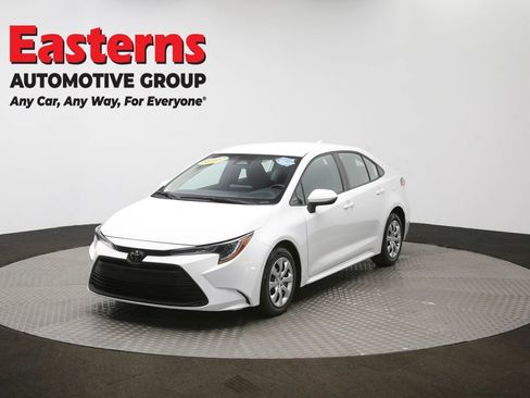 Used 2024 Toyota Corolla LE image 54