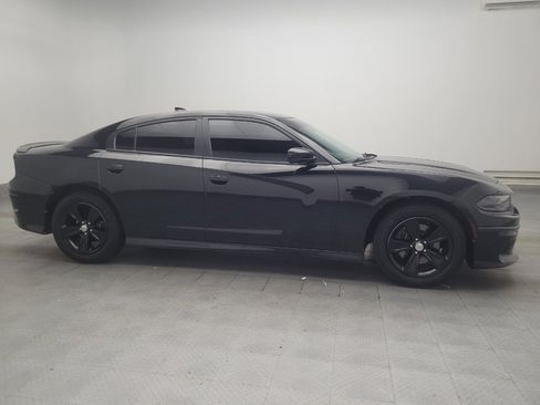 Used 2018 Dodge Charger SXT Plus RWD image 11