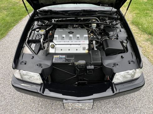 Used 2002 Cadillac Eldorado Touring w/ Preffered Equipment Group FWD image 27