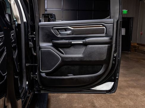 Used 2022 RAM 1500 Laramie w/ Laramie Southwest Edition image 38