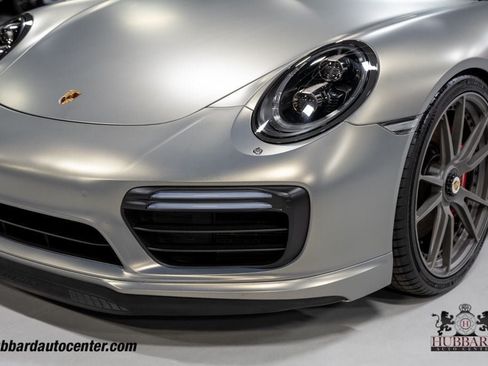 Used 2018 Porsche 911 4 Coupe AWD/4WD image 12