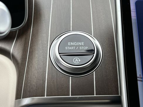 New 2026 Mercedes-Benz S 580 4MATIC Sedan image 32