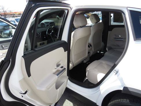 Used 2025 Mercedes-Benz GLA 250 GLA 250 4MATIC image 20