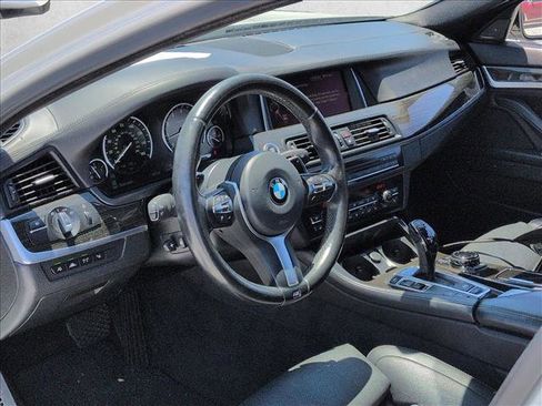 Used 2016 BMW 550i Sedan RWD image 10