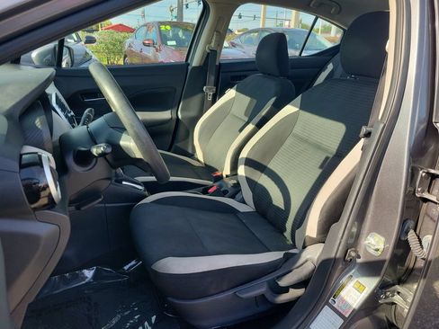 Used 2021 Nissan Versa SV FWD image 15