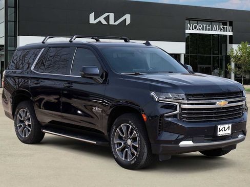 Used 2021 Chevrolet Tahoe LT w/ LT Signature Package image 8