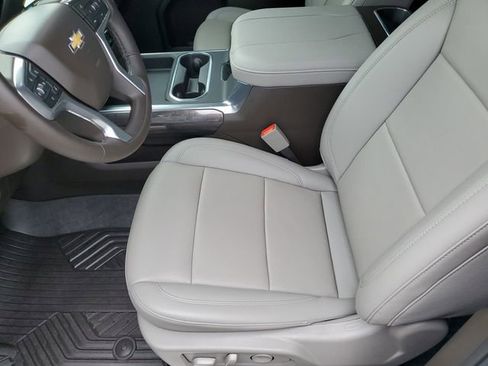 Certified 2025 Chevrolet Silverado 2500 LTZ w/ LTZ Convenience Package image 16