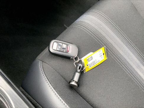 Used 2023 Honda Civic Sport image 14