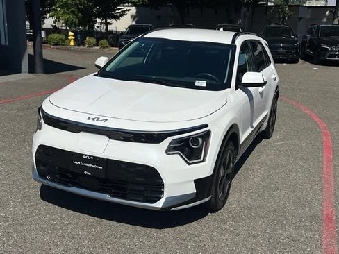 Used 2024 Kia Niro Wind FWD image 5